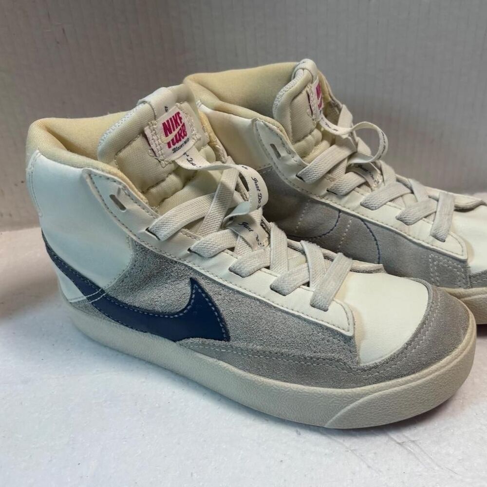 Nike SB Blazer Mid Nike Zoom Blazer Skateboarding Size 2Y